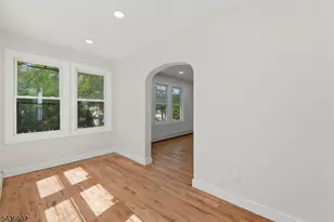 203 Hansbury Ave, Newark, NJ 07112 - Photo 19