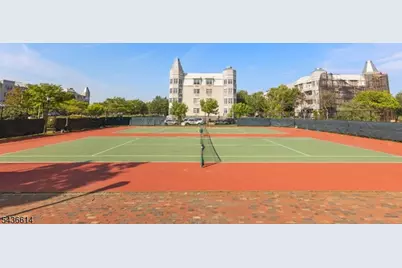 208-32 Shearwater Ct #32, Jersey City, NJ 07305 - Photo 19