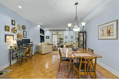 208-32 Shearwater Ct #32, Jersey City, NJ 07305 - Photo 5