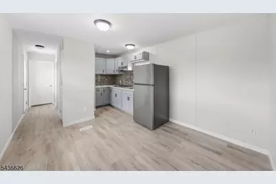 47 Helen Dr, Moonachie, NJ 07074 - Photo 5