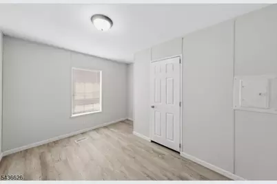 47 Helen Dr, Moonachie, NJ 07074 - Photo 9