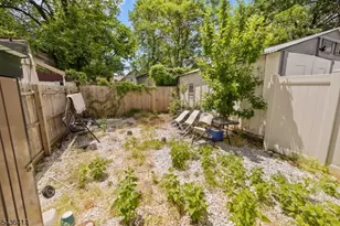 108 Ward St, Orange, NJ 07050 - Photo 29