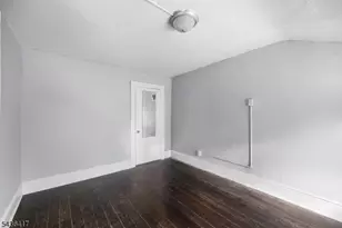 108 Ward St, Orange, NJ 07050 - Photo 17