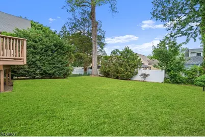 166 Beverly Hill Rd, Clifton, NJ 07012 - Photo 17