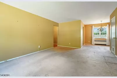 18 Wedgewood Dr #25, Verona, NJ 07044 - Photo 7