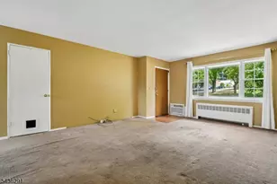 18 Wedgewood Dr, Verona, NJ 07044 - Photo 5
