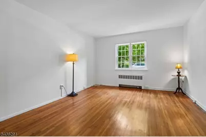 18 Wedgewood Dr #25, Verona, NJ 07044 - Photo 15