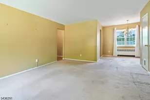 18 Wedgewood Dr, Verona, NJ 07044 - Photo 3