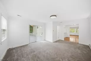 10 Lloyd Ave, Florham Park, NJ 07932 - Photo 17