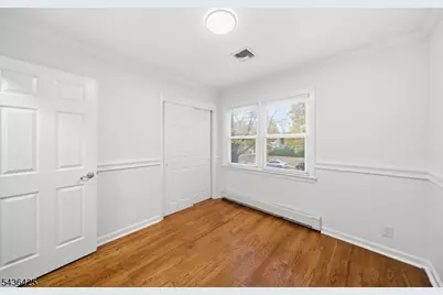 10 Lloyd Ave, Florham Park, NJ 07932 - Photo 29