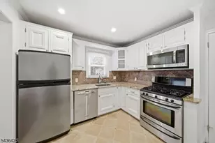 10 Lloyd Ave, Florham Park, NJ 07932 - Photo 13