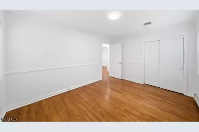 10 Lloyd Ave, Florham Park, NJ 07932 - Photo 27