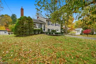 10 Lloyd Ave, Florham Park, NJ 07932 - Photo 5
