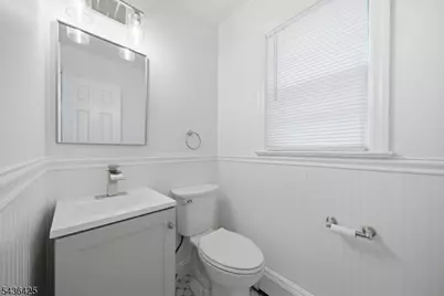 10 Lloyd Ave, Florham Park, NJ 07932 - Photo 21