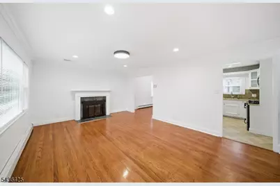 10 Lloyd Ave, Florham Park, NJ 07932 - Photo 7