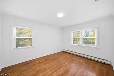 10 Lloyd Ave, Florham Park, NJ 07932 - Photo 25