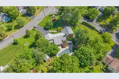 1097 Cambridge Ln, Bridgewater, NJ 08807 - Photo 43