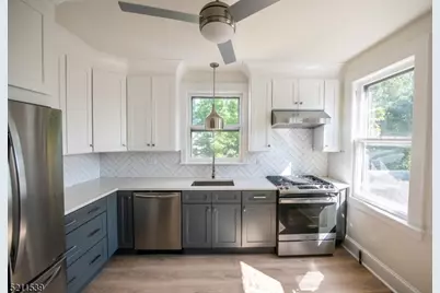30 Boyden Pkwy Unit #2, Maplewood, NJ 07040 - Photo 9