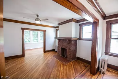 30 Boyden Pkwy Unit #2, Maplewood, NJ 07040 - Photo 3