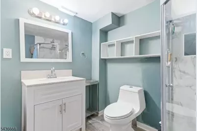 246 E 2nd Ave, Roselle, NJ 07203 - Photo 17