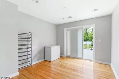 246 E 2nd Ave, Roselle, NJ 07203 - Photo 11