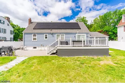 246 E 2nd Ave, Roselle, NJ 07203 - Photo 29