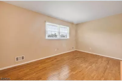 37 Wolfe Dr, Wanaque, NJ 07465 - Photo 21