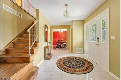 37 Wolfe Dr, Wanaque, NJ 07465 - Photo 3