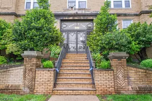 22 St Lukes Pl, Montclair, NJ 07042 - Photo 1
