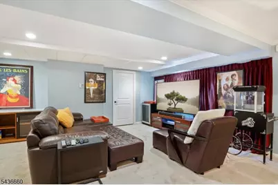 12 Longell Dr, Wayne, NJ 07470 - Photo 27