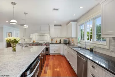 12 Longell Dr, Wayne, NJ 07470 - Photo 9