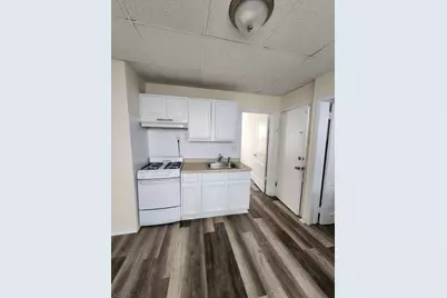 668 Clarkson Ave #1R, Elizabeth, NJ 07202 - Photo 13