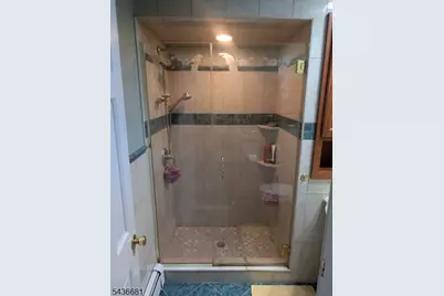 178 E Lindsley Rd #2, Cedar Grove, NJ 07009 - Photo 23