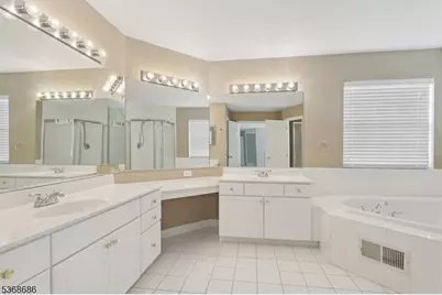 48 Landau Rd, Bernards Township, NJ 07920 - Photo 13