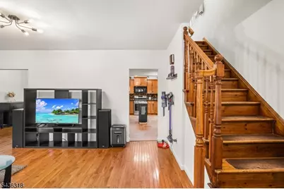 581 Eagle Rock Ave, West Orange Township, NJ 07052 - Photo 5