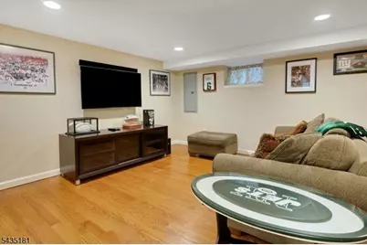 62 Southern Slope Dr, Millburn, NJ 07041 - Photo 29