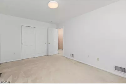 21 Edgefield Dr, Parsippany, NJ 07950 - Photo 15