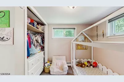 48 Copeley Rd, Hampton Township, NJ 07860 - Photo 15