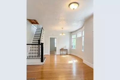 79 Oakland Ter, Newark, NJ 07106 - Photo 3