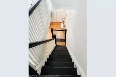 79 Oakland Ter, Newark, NJ 07106 - Photo 9