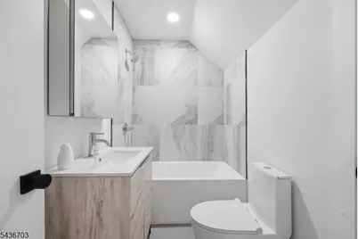 222 E 30th St, Paterson, NJ 07514 - Photo 21