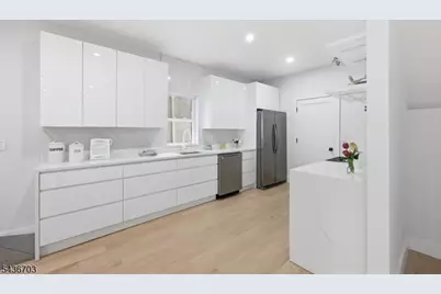 222 E 30th St, Paterson, NJ 07514 - Photo 7