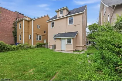 222 E 30th St, Paterson, NJ 07514 - Photo 25