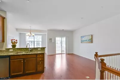 306 Waterview Ct, Hanover Township, NJ 07927 - Photo 5