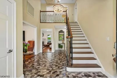 11 Auriemma Ct, Roxbury Township, NJ 07850 - Photo 3