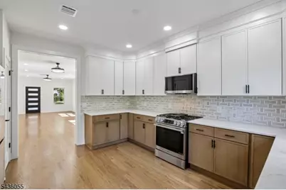 318 Halsey Rd, Parsippany, NJ 07054 - Photo 13