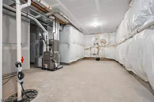 52 Eastwood Ter, East Hanover Township, NJ 07936 - Photo 35