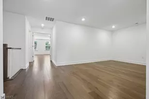 52 Eastwood Ter, East Hanover Township, NJ 07936 - Photo 25