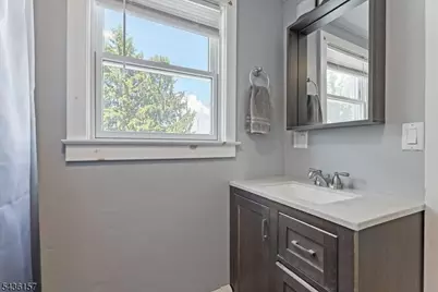 121 Kanouse St, Boonton Town, NJ 07005 - Photo 19