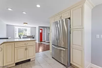 121 Kanouse St, Boonton Town, NJ 07005 - Photo 9